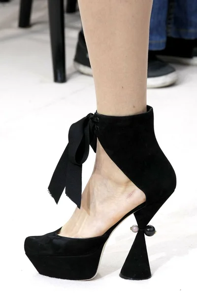 Look 2